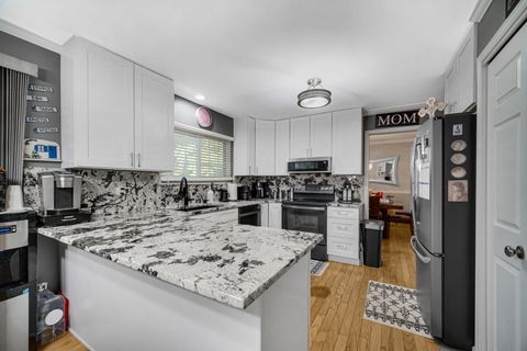 Tiny photo for 772 Red Oak Drive, Bartlett, IL 60103 (MLS # 12476945)