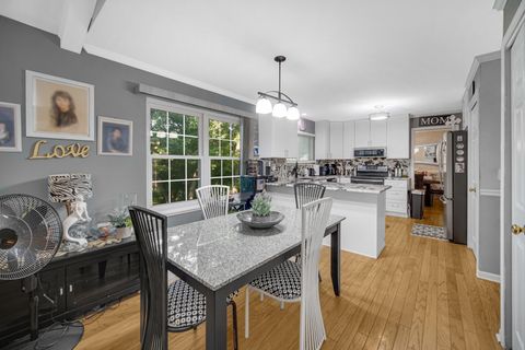 Tiny photo for 772 Red Oak Drive, Bartlett, IL 60103 (MLS # 12476945)