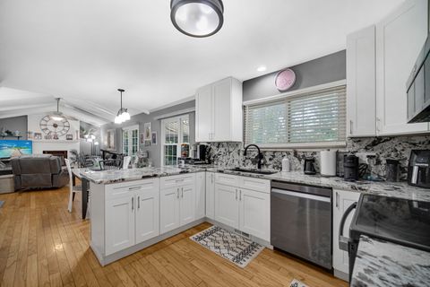 Tiny photo for 772 Red Oak Drive, Bartlett, IL 60103 (MLS # 12476945)