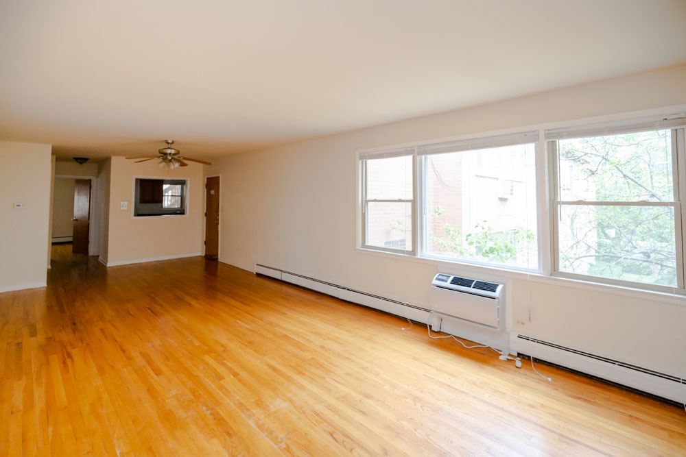1320 W Lunt Avenue 204