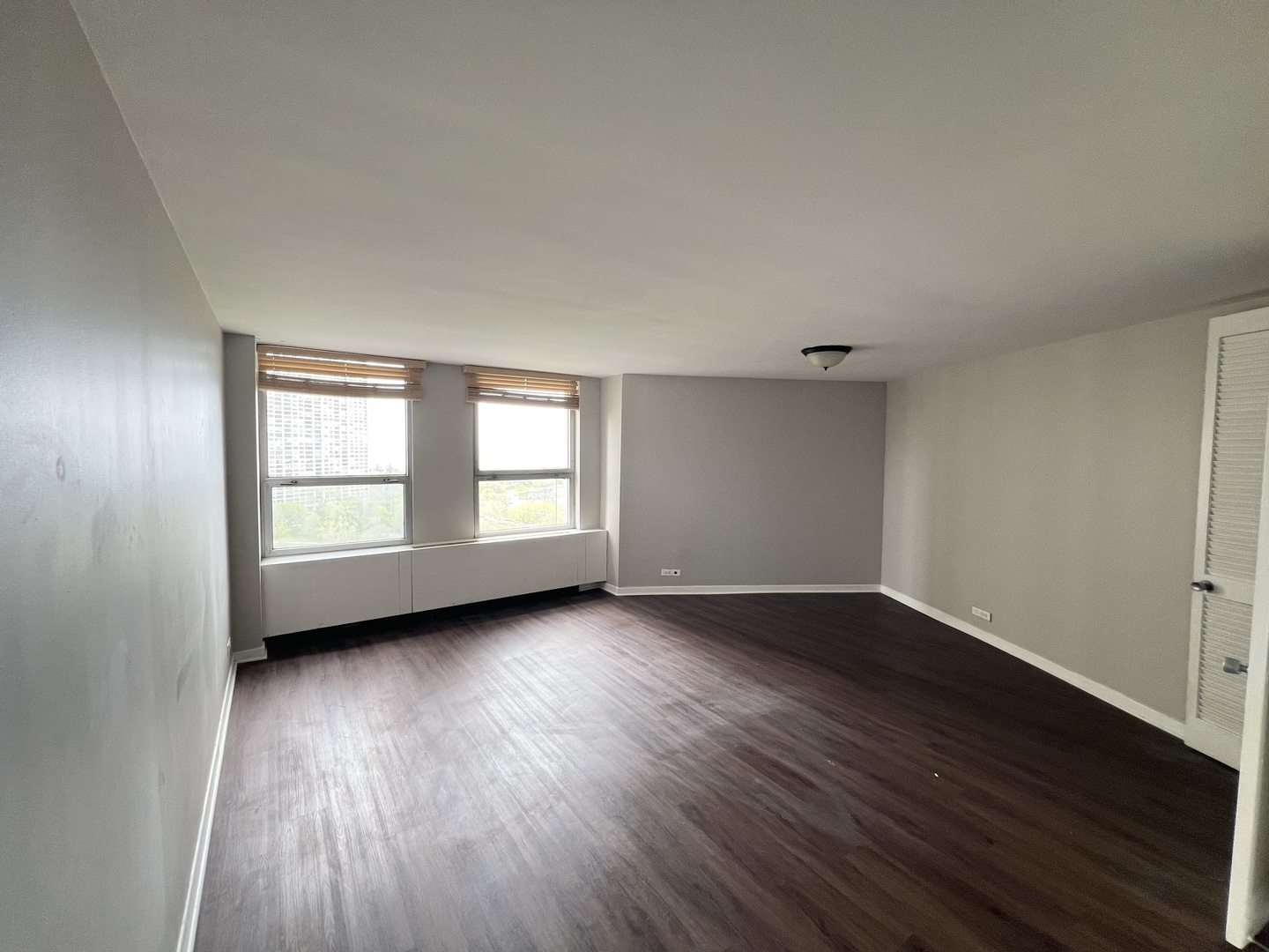 2626 N Lakeview Avenue 1509