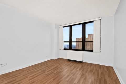 Tiny photo for 5471 S Hyde Park Boulevard #10A, Chicago, IL 60615 (MLS # 12576468)