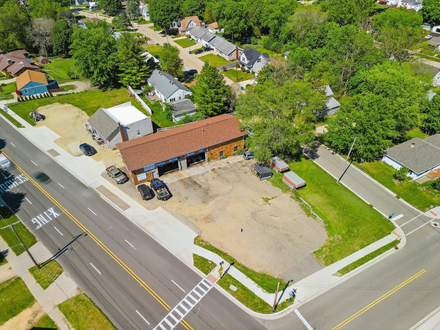 1114 S Galena Avenue