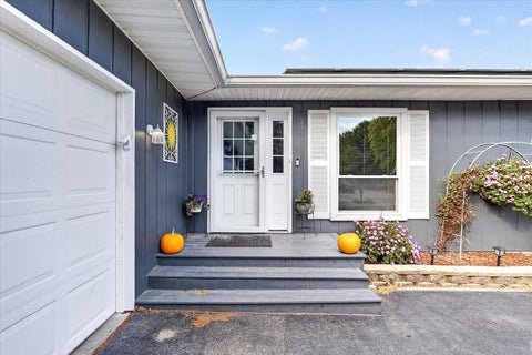 Tiny photo for 8085 Clearview Drive, Rockford, IL 61102 (MLS # 12790987)