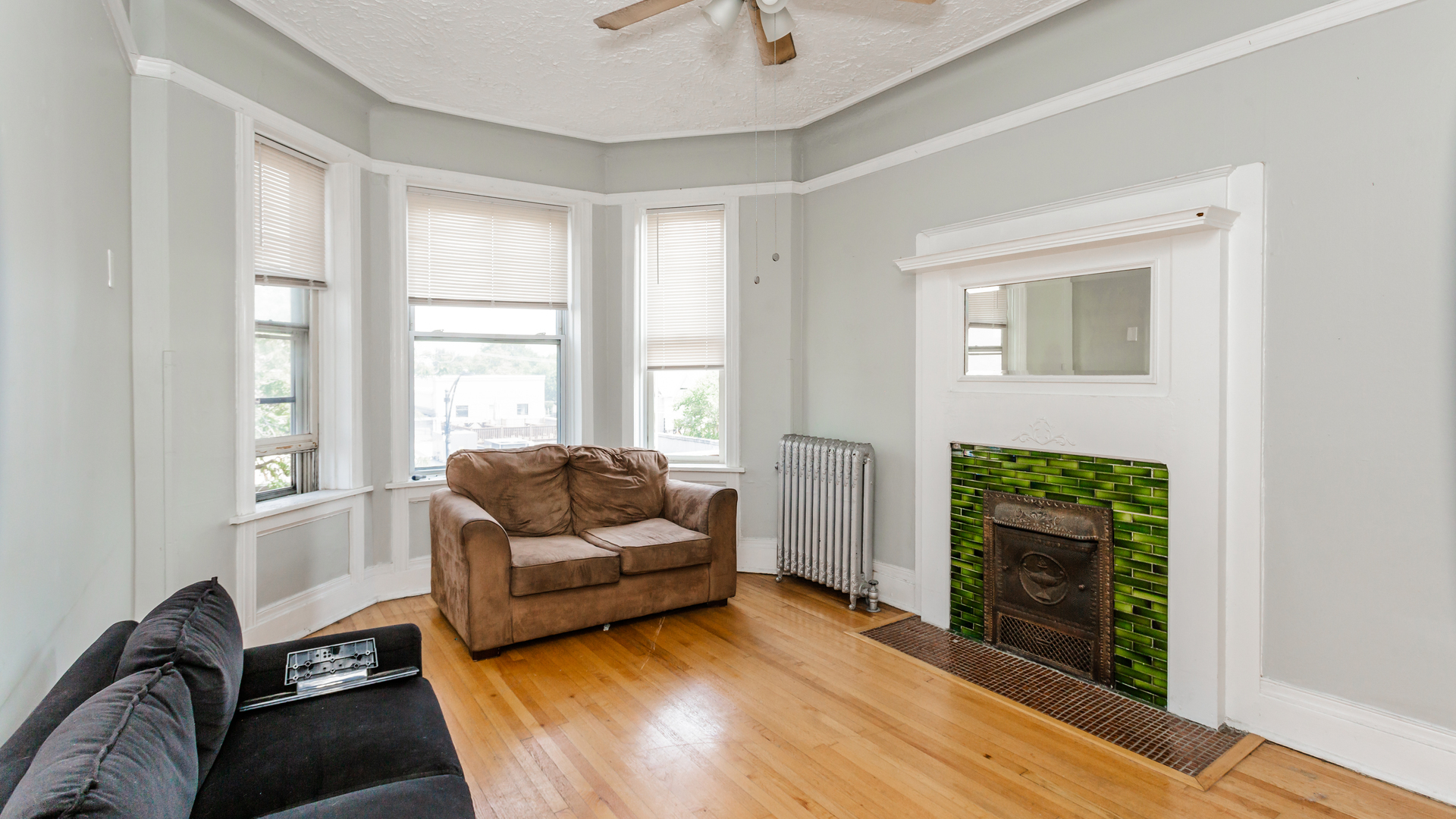 2939 W Belmont Avenue 2F