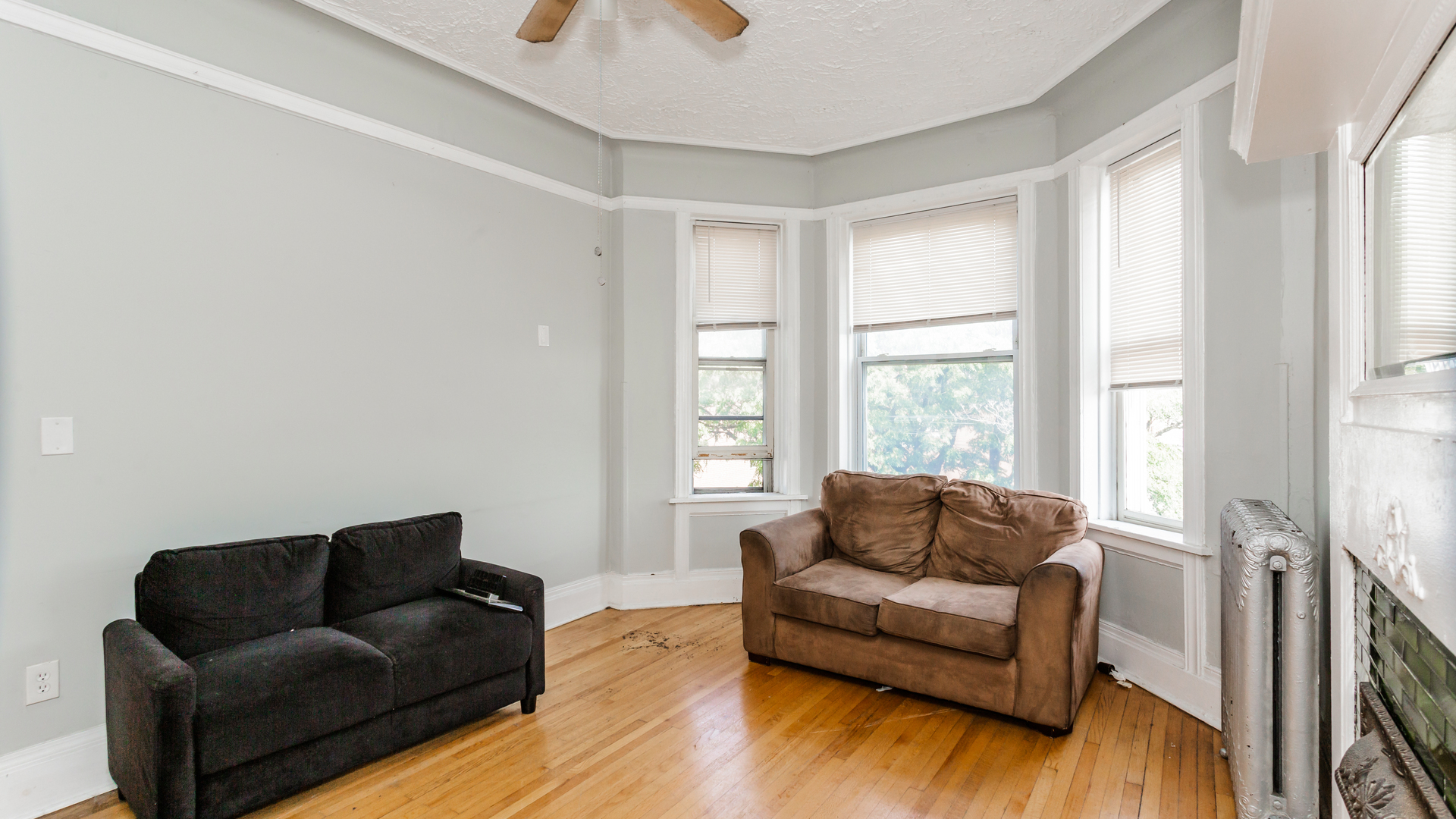 2939 W Belmont Avenue 2F