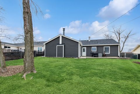 Tiny photo for 10256 Hibiscus Drive, Orland Park, IL 60462 (MLS # 12585628)