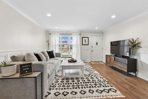 Tiny photo for 10256 Hibiscus Drive, Orland Park, IL 60462 (MLS # 12585628)