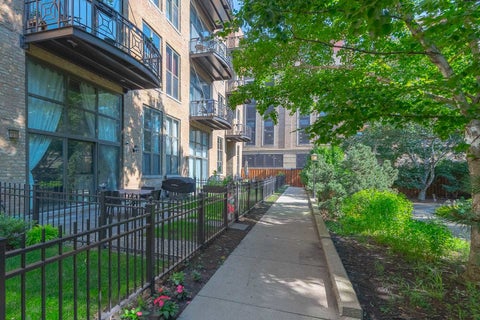 Tiny photo for 1330 W MONROE Street #108, Chicago, IL 60607 (MLS # 12699589)