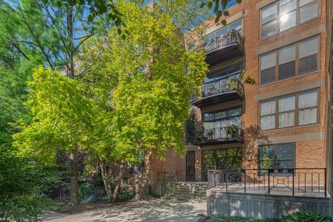 Photo of 1330 W MONROE Street #108, Chicago, IL 60607 (MLS # 12699589)