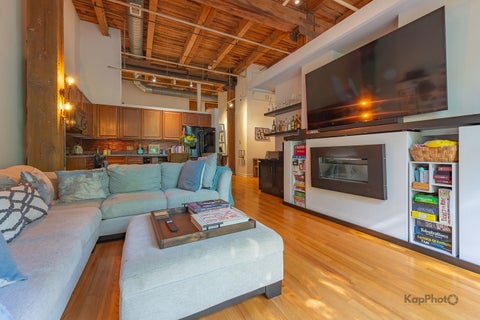 Tiny photo for 1330 W MONROE Street #108, Chicago, IL 60607 (MLS # 12699589)
