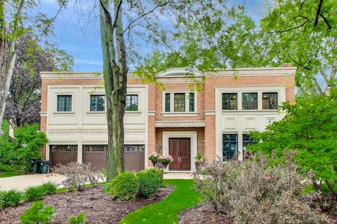 6535 N Tower Circle Drive Lincolnwood IL 60712