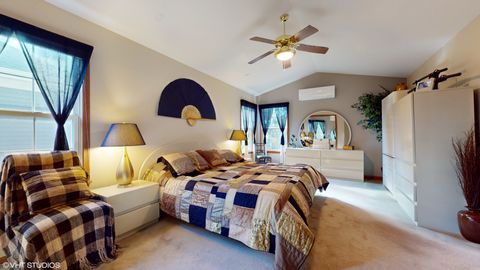 Tiny photo for 1640 S NEWTON Avenue, Park Ridge, IL 60068 (MLS # 12611554)