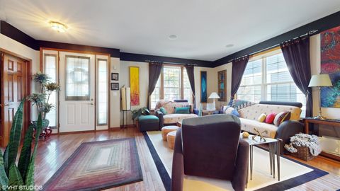 Tiny photo for 1640 S NEWTON Avenue, Park Ridge, IL 60068 (MLS # 12611554)