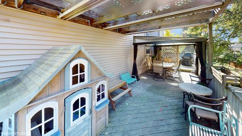 Tiny photo for 1640 S NEWTON Avenue, Park Ridge, IL 60068 (MLS # 12611554)