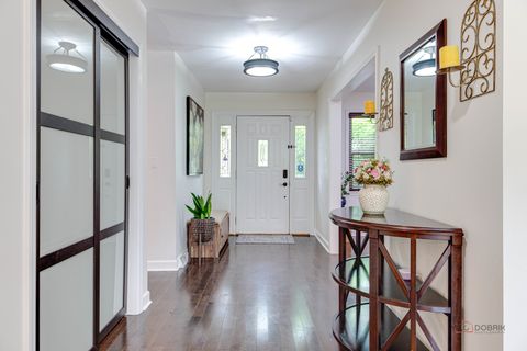 Tiny photo for 21 Half Day Road, Lincolnshire, IL 60069 (MLS # 12578073)