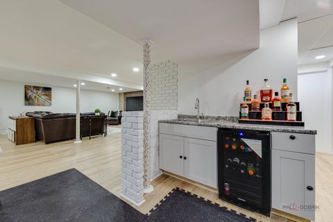 Tiny photo for 21 Half Day Road, Lincolnshire, IL 60069 (MLS # 12578073)