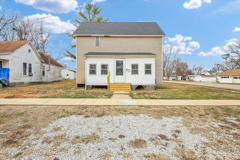 Photo of 602 S Elm Street, Villa Grove, IL 61956 (MLS # 12531562)