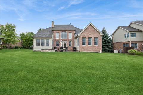 Tiny photo for 24 Tournament Drive S, Hawthorn Woods, IL 60047 (MLS # 12722197)