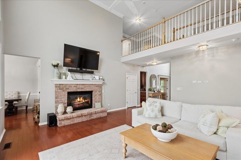 Tiny photo for 24 Tournament Drive S, Hawthorn Woods, IL 60047 (MLS # 12722197)
