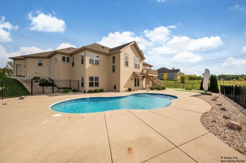 Tiny photo for 10319 Clearwater Way, Huntley, IL 60142 (MLS # 12492529)