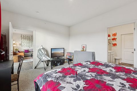 Tiny photo for 952 Darwin Street, North Aurora, IL 60542 (MLS # 12527009)