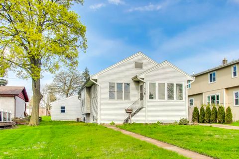 Tiny photo for 738 S Yale Avenue, Villa Park, IL 60181 (MLS # 12619700)