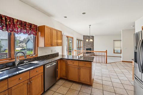 Tiny photo for 663 Anne Lane, Bolingbrook, IL 60440 (MLS # 12643419)