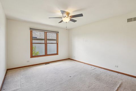 Tiny photo for 663 Anne Lane, Bolingbrook, IL 60440 (MLS # 12643419)