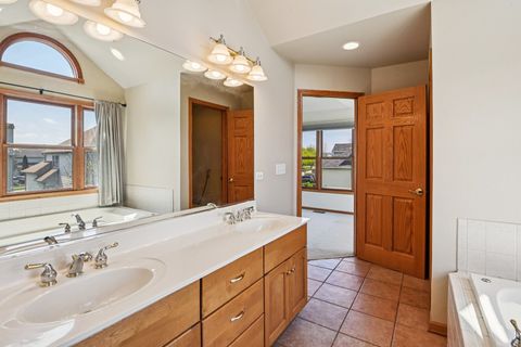 Tiny photo for 663 Anne Lane, Bolingbrook, IL 60440 (MLS # 12643419)