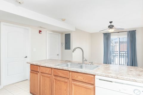 Tiny photo for 3447 Ridgeland Avenue #203, Berwyn, IL 60402 (MLS # 12585352)