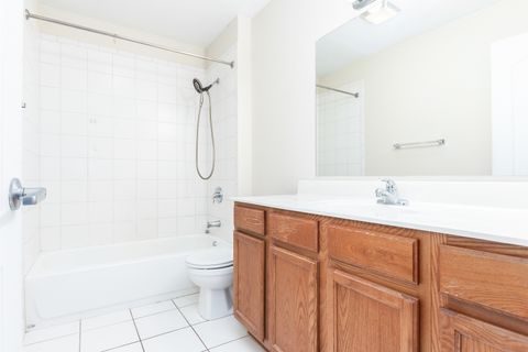 Tiny photo for 3447 Ridgeland Avenue #203, Berwyn, IL 60402 (MLS # 12585352)