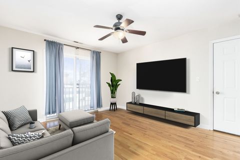 Tiny photo for 3447 Ridgeland Avenue #203, Berwyn, IL 60402 (MLS # 12585352)