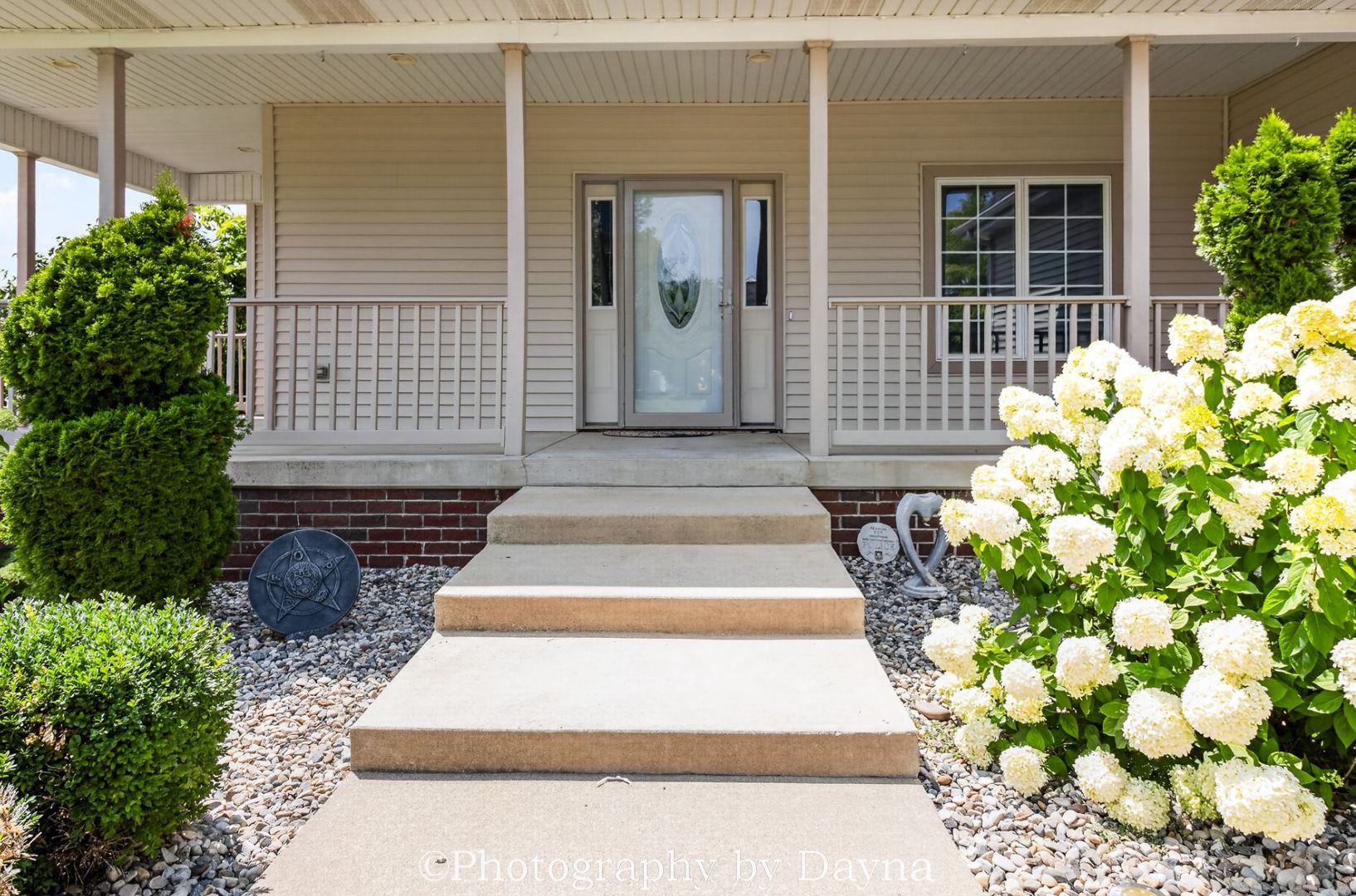 1211 Game Trail North