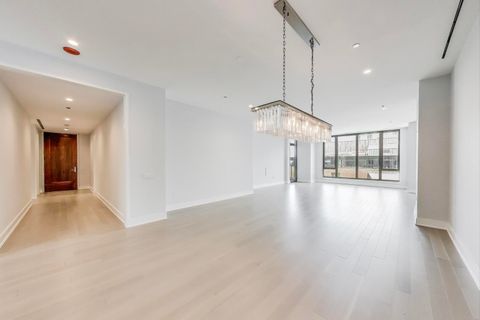 Tiny photo for 1550 N Clark Street #604, Chicago, IL 60610 (MLS # 12493402)