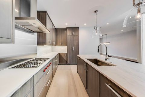Tiny photo for 1550 N Clark Street #604, Chicago, IL 60610 (MLS # 12493402)