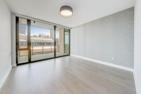 Tiny photo for 1550 N Clark Street #604, Chicago, IL 60610 (MLS # 12493402)