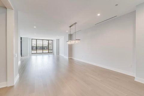 Tiny photo for 1550 N Clark Street #604, Chicago, IL 60610 (MLS # 12493402)