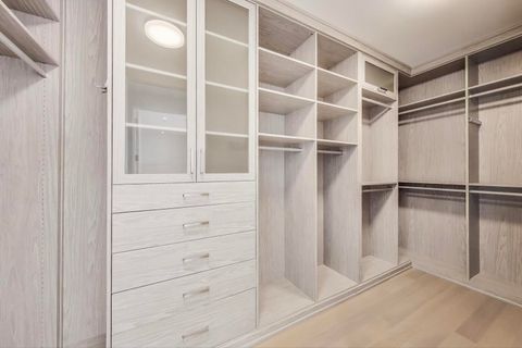 Tiny photo for 1550 N Clark Street #604, Chicago, IL 60610 (MLS # 12493402)