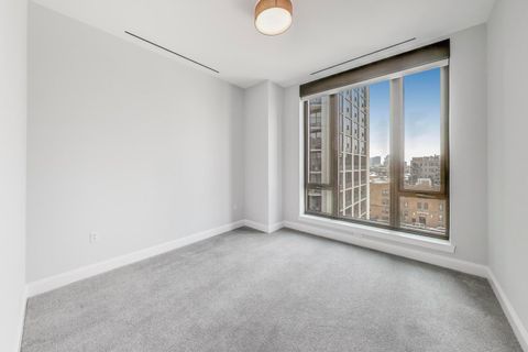 Tiny photo for 1550 N Clark Street #604, Chicago, IL 60610 (MLS # 12493402)