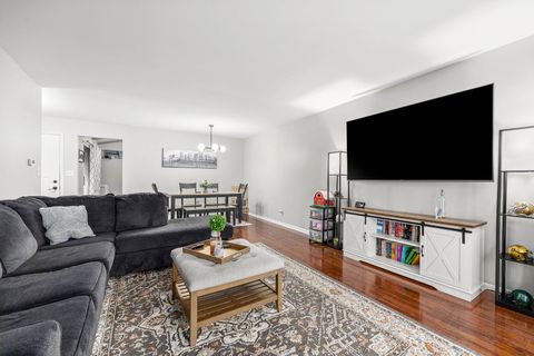 Tiny photo for 42W470 Red Bud Court, St. Charles, IL 60175 (MLS # 12587878)