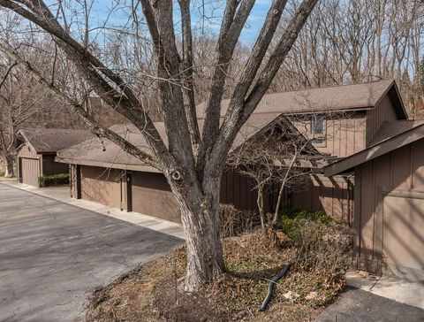 Tiny photo for 42W470 Red Bud Court, St. Charles, IL 60175 (MLS # 12587878)