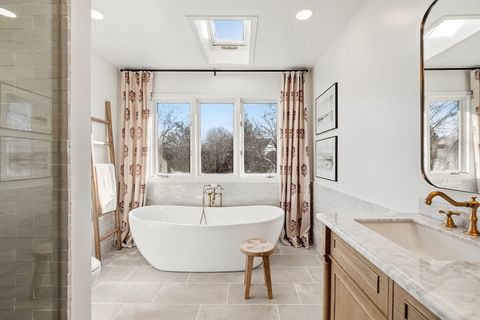 Tiny photo for 17583 W Robert Court, Gurnee, IL 60031 (MLS # 12568582)
