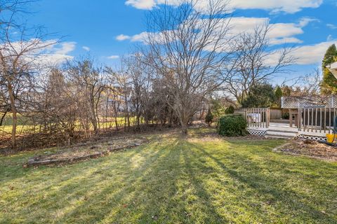Tiny photo for 17583 W Robert Court, Gurnee, IL 60031 (MLS # 12568582)