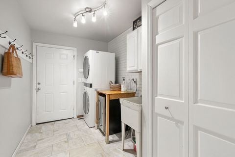 Tiny photo for 17583 W Robert Court, Gurnee, IL 60031 (MLS # 12568582)