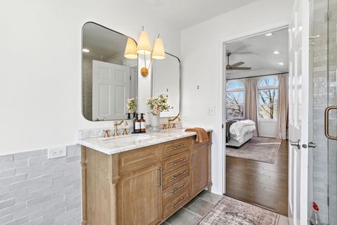 Tiny photo for 17583 W Robert Court, Gurnee, IL 60031 (MLS # 12568582)