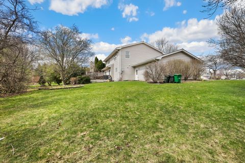 Tiny photo for 17583 W Robert Court, Gurnee, IL 60031 (MLS # 12568582)
