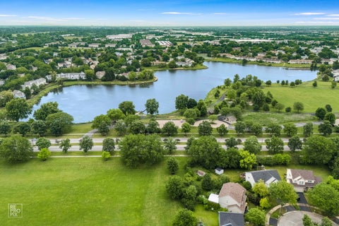 Tiny photo for 83 Plymouth Court, Aurora, IL 60504 (MLS # 12657324)