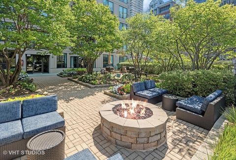 Tiny photo for 400 N La Salle Drive #2503, Chicago, IL 60654 (MLS # 12521927)