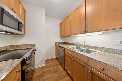 Tiny photo for 400 N La Salle Drive #2503, Chicago, IL 60654 (MLS # 12521927)